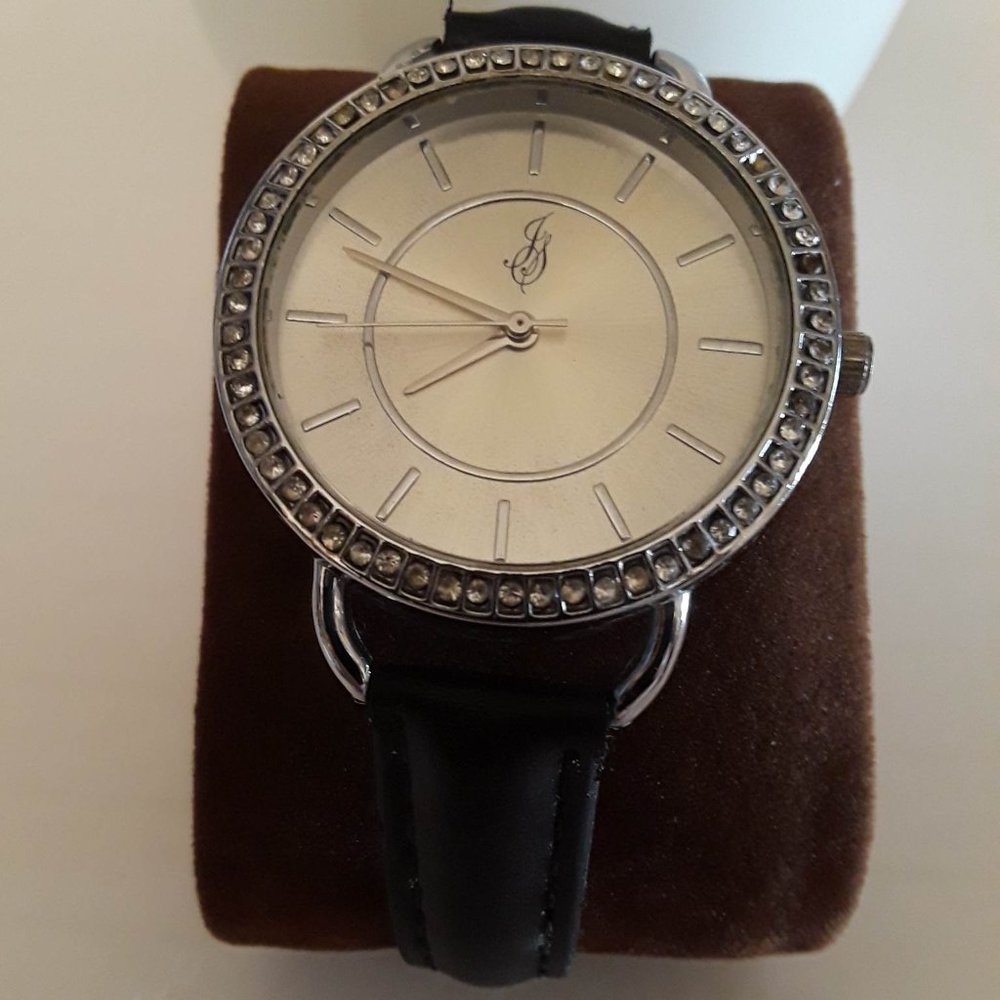 JACLYN SMITH SILVER TONE WOMEN'S WATCH - NEEDS BATTERY - DIFFERENT COLOR GEMS